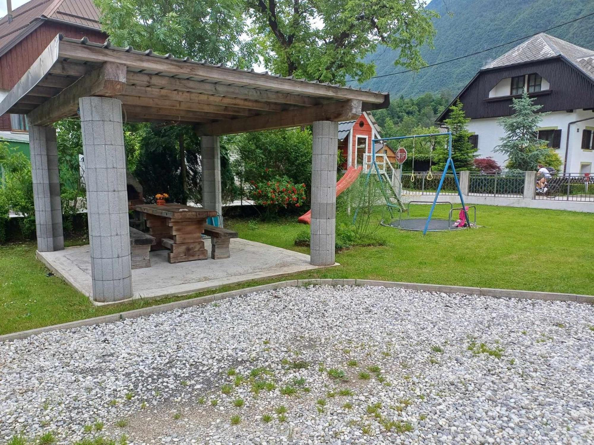 Apartmaji Slatenik Bovec Bagian luar foto